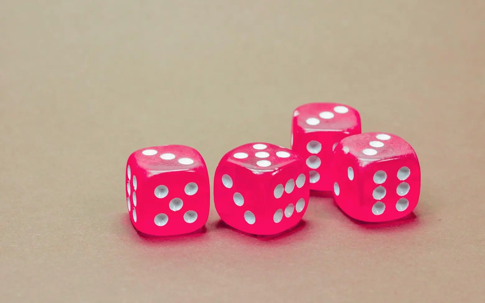 Dice, game dice and instantaneous speed